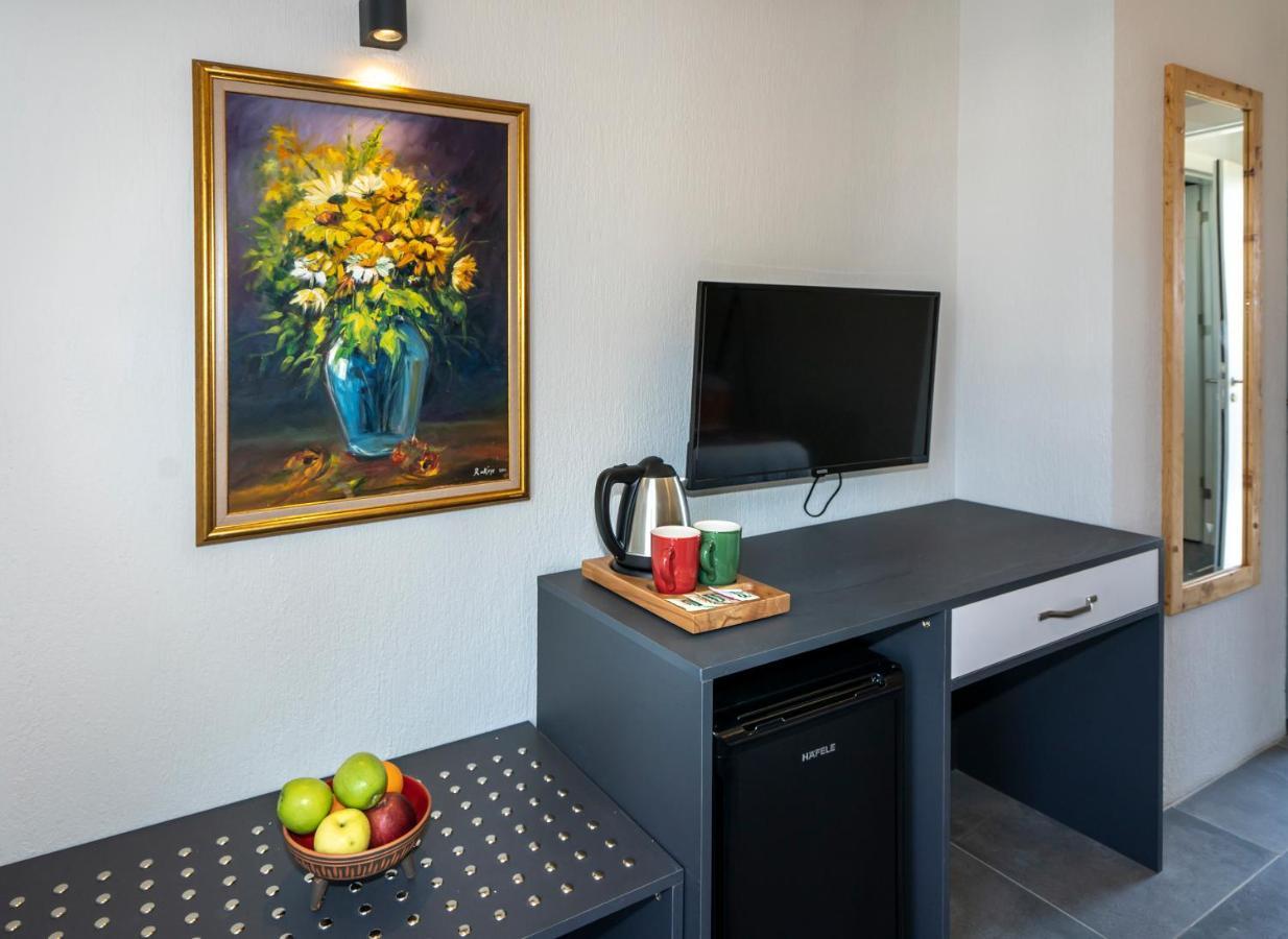 Dadya Bora Hotel Emecik Екстериор снимка